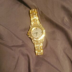Elegant Gold Women's Watch